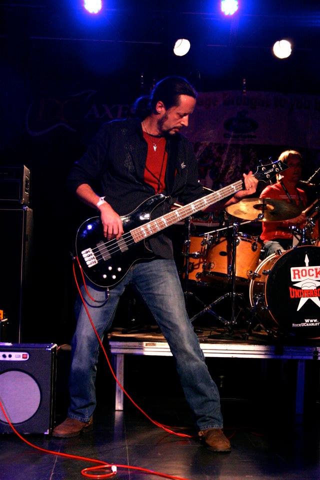 Rodney Wallin and fellow musicians, archive photo 12
